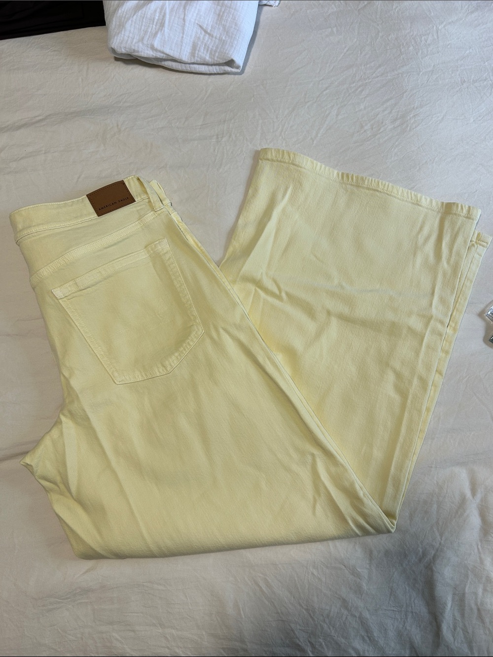 AE Dreamy Drape Stretch Low-Rise Ultra Wide Leg Pant - Yellow NWT - Picture 8 of 11